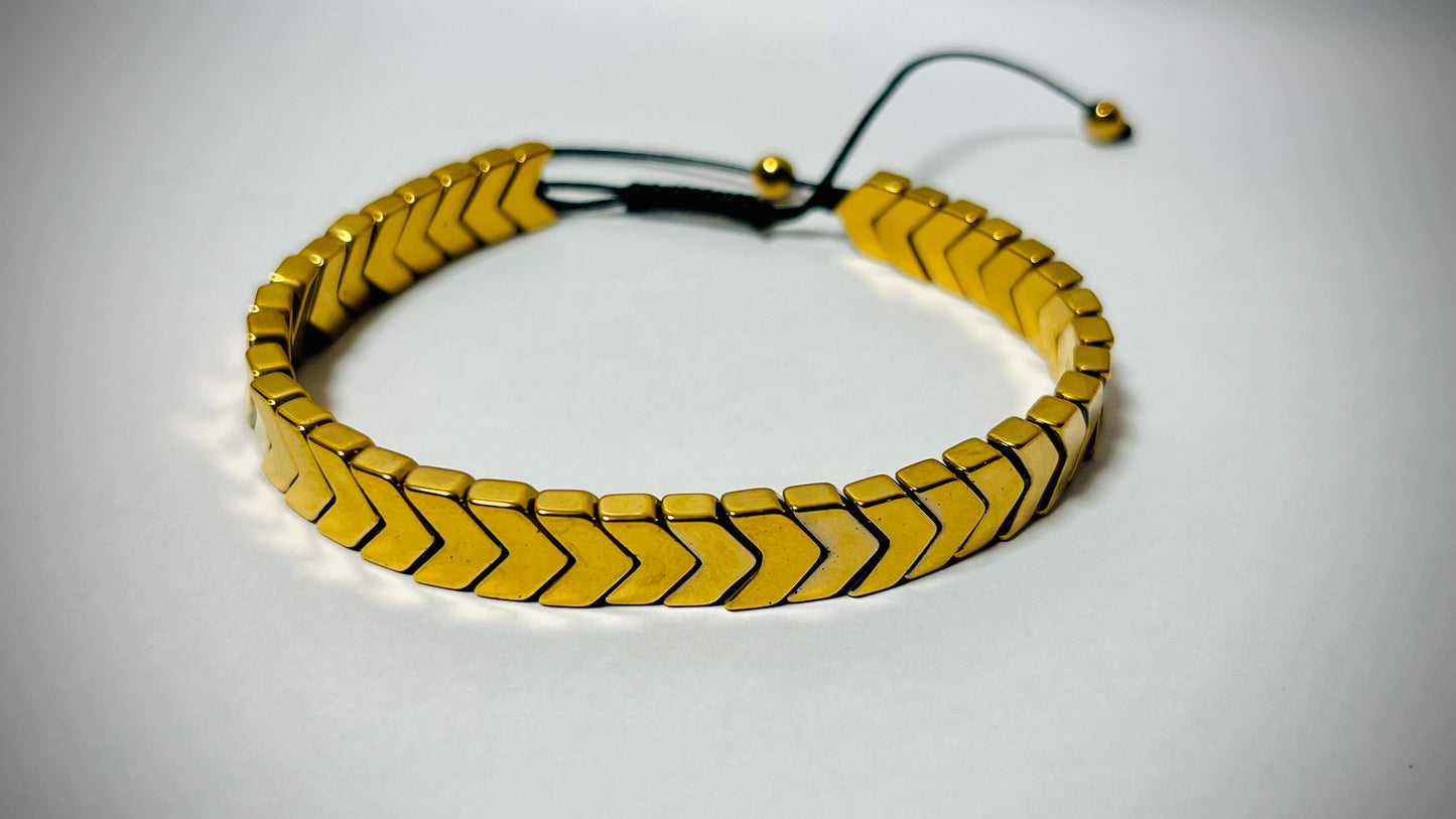 Golden Arrow Pattern Adjustable Bracelet
